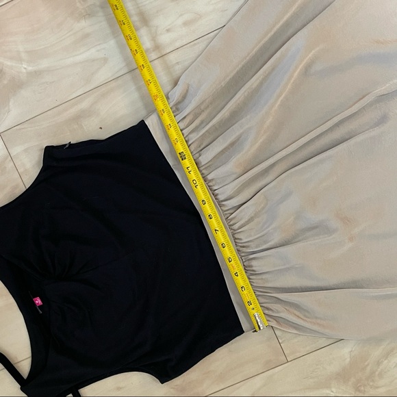 Vince Camuto- Dress Satin Bottom Knit Top Size Medium - Picture 8 of 9